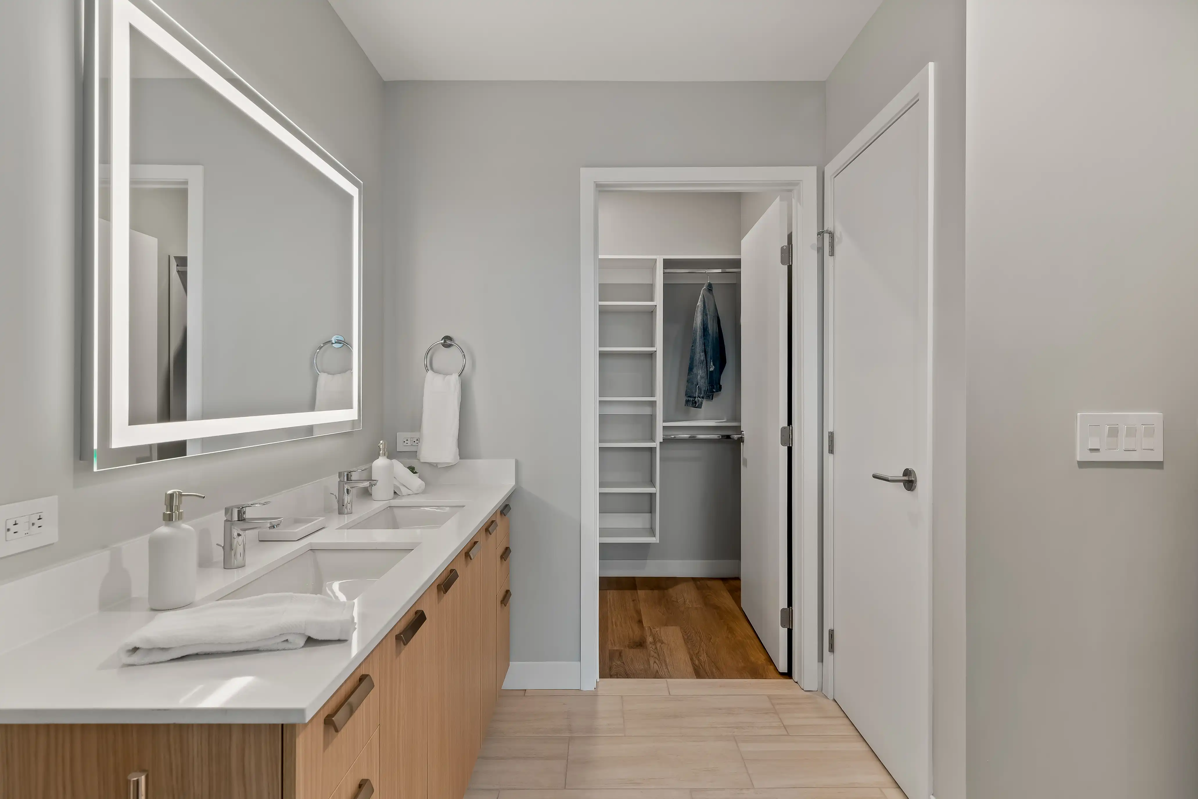 One bedroom residence interior